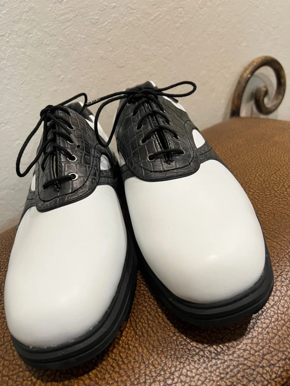 New Etonic Stabilite+ White & Black Soft Leather Dri-Tech Waterproof Golf Shoes!